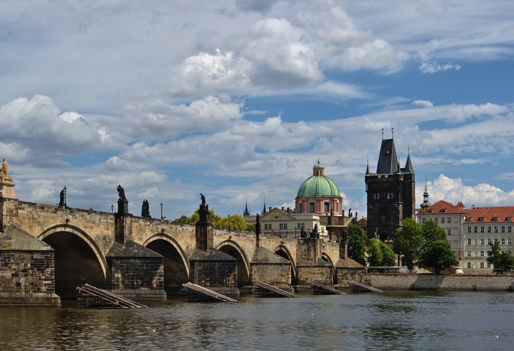 Wedding in Prague - timeless classics at the best prices! 
